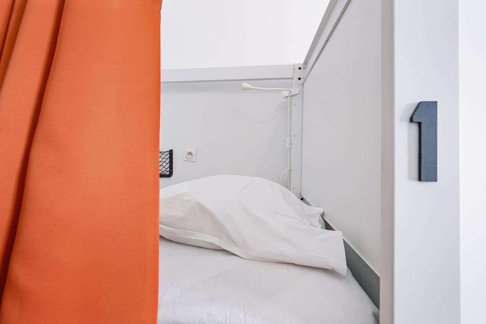 8-Bed Female Dormitory Room bathroom